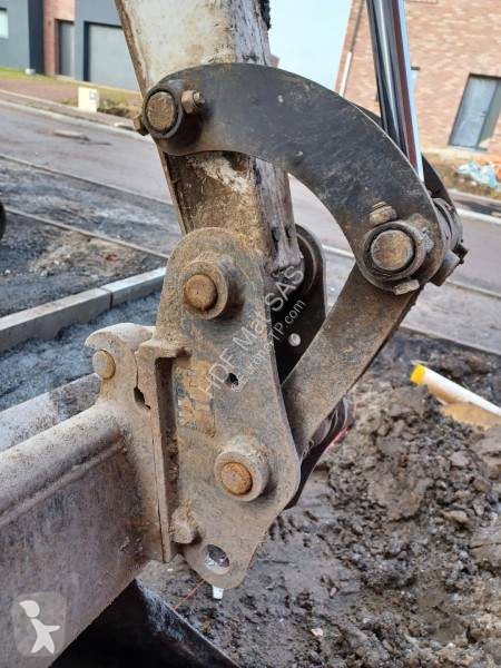 Escavatore Bobcat E27Z