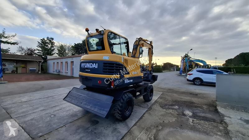 جرافة Hyundai R55W-9A