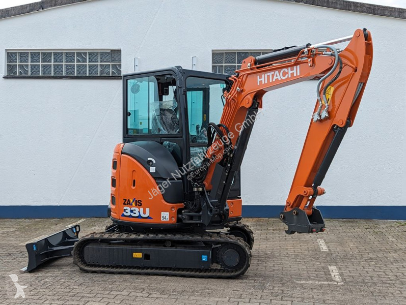 Escavadora Hitachi ZX33 -- Netto:...