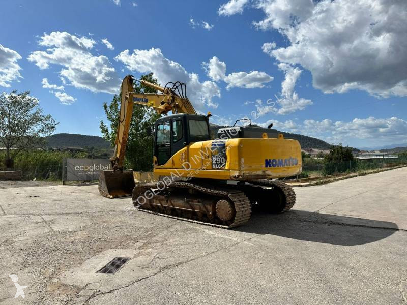 جرافة Komatsu