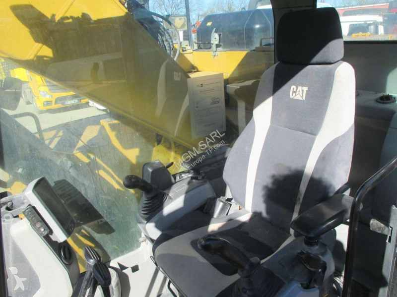 Graafmachine Caterpillar  325F
