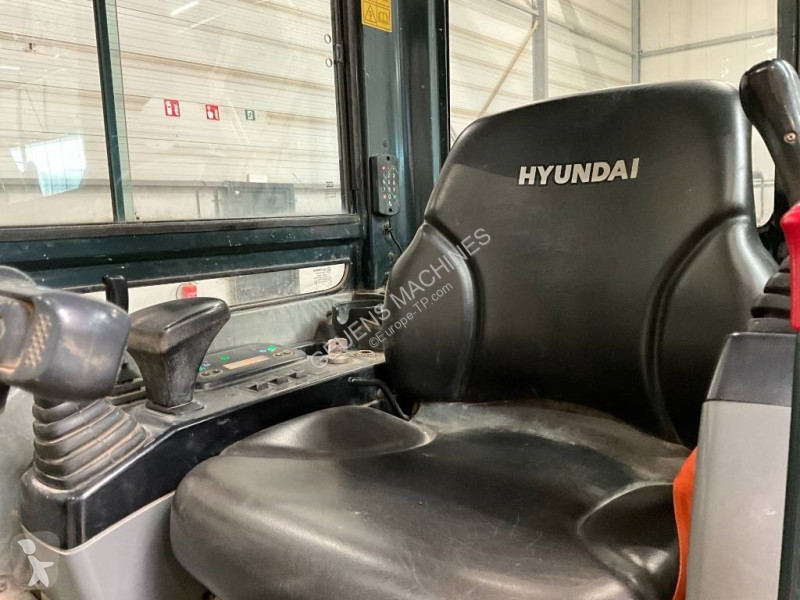 Escavadora Hyundai 30 Z-9