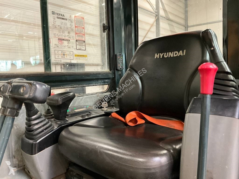 Escavatore Hyundai R30 Z-9AK