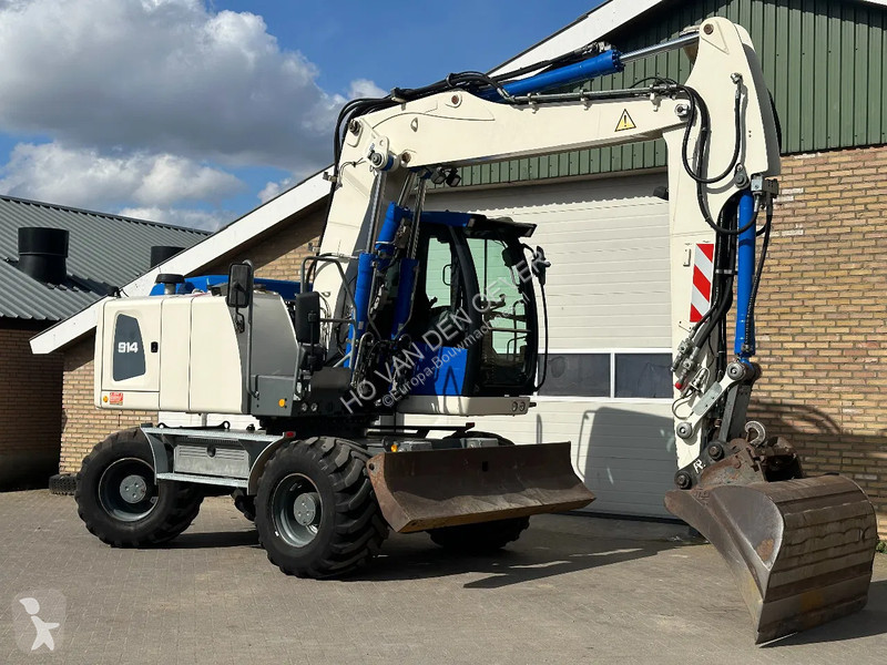 Excavator Liebherr A
