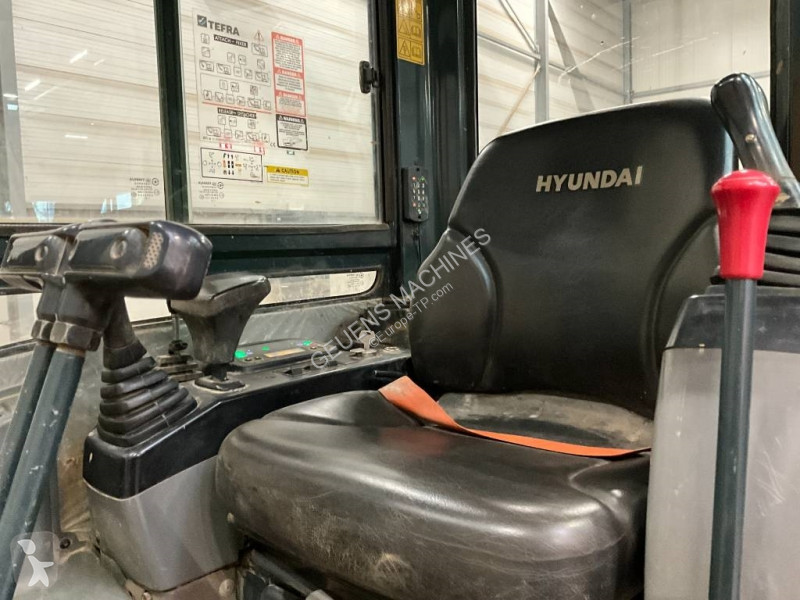 Escavadora Hyundai 30 Z-9 AK
