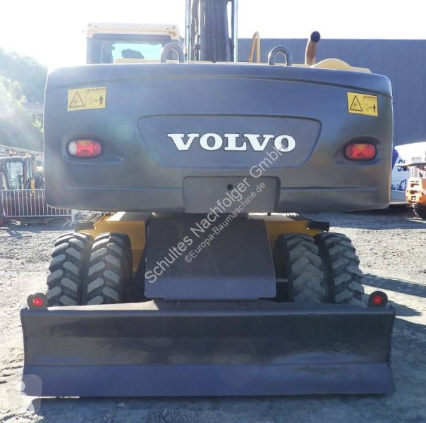 Excavadora Volvo