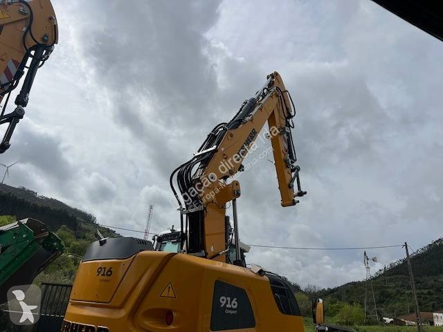 Escavadora Liebherr 916 compact
