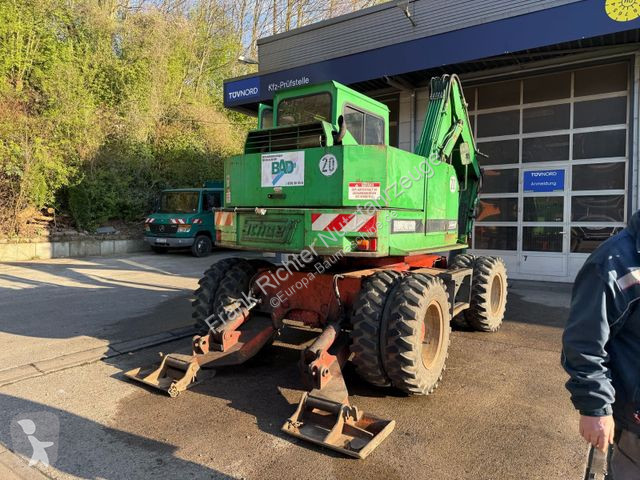 Excavator Schaeff...