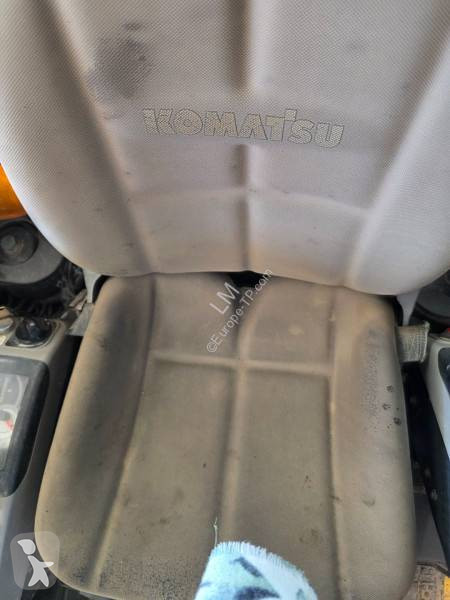 جرافة Komatsu