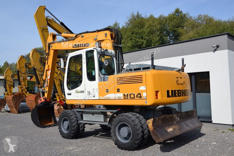 Excavator Liebherr A 904 C