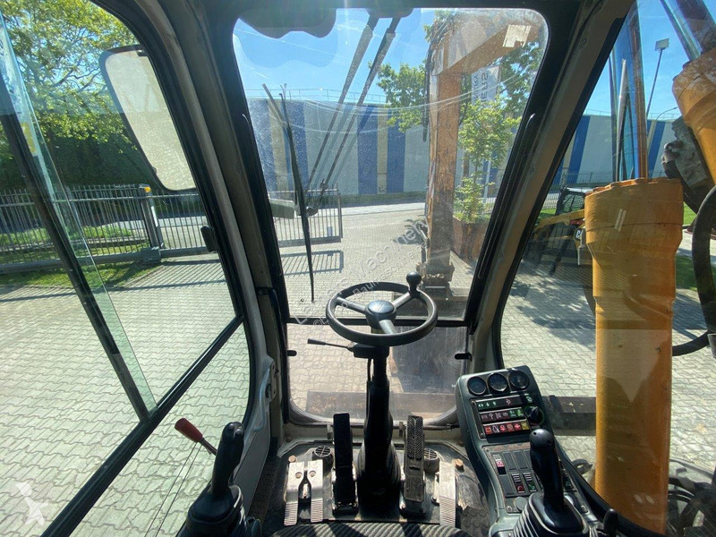 Excavadora Liebherr A316 NVT
