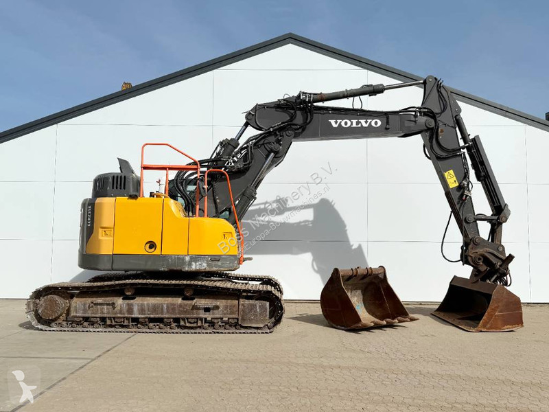 Graafmachine Volvo - Triple Boom / 2 Buckets...