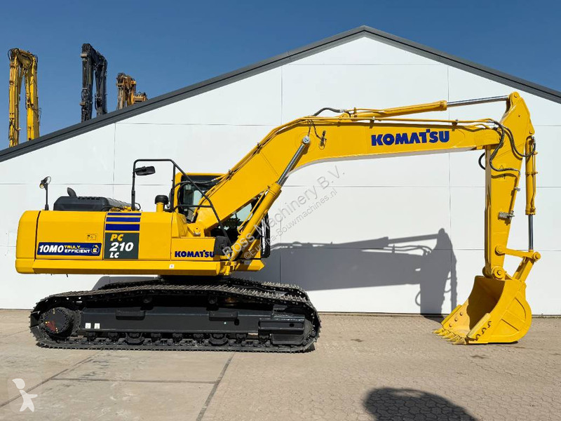 Excavator Komatsu -10M0 New / Unused / Hammer...