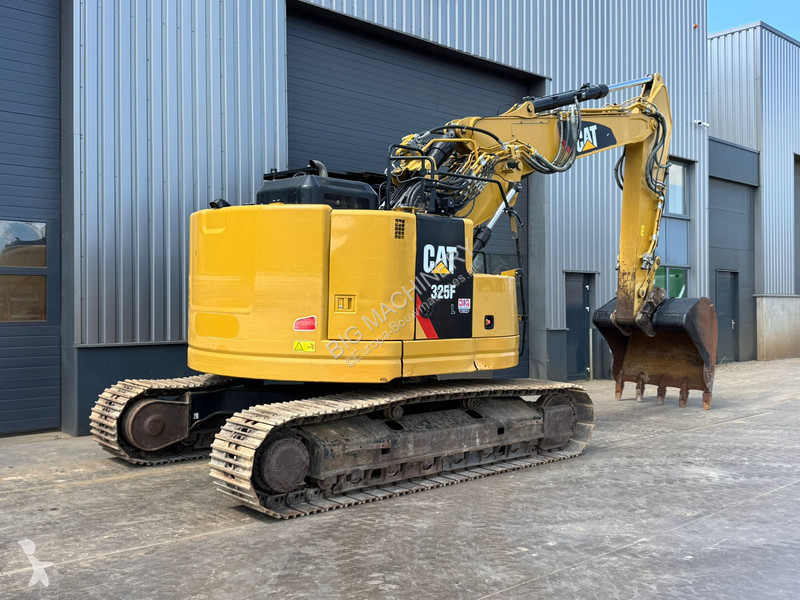 Excavator Caterpillar 325F LCR - 3 buckets