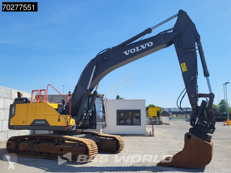 Graafmachine Volvo C300 L NOVATRON GPS
