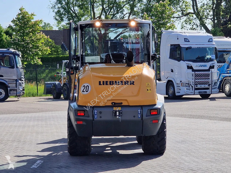 مُحمّلة Liebherr L506 compact - New - Bucket +...