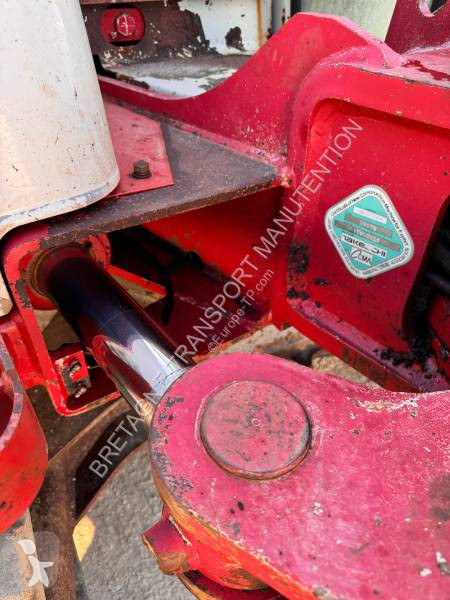 Escavadora Takeuchi