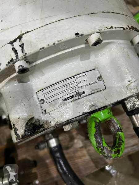 Excavator Sennebogen 155127 Swing Gearbox...