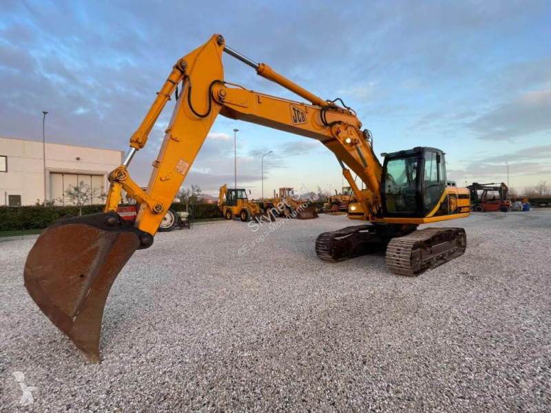 Escavatore JCB N