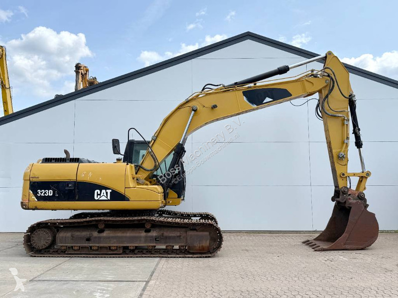 Escavatore Caterpillar - German Machine / Quick...