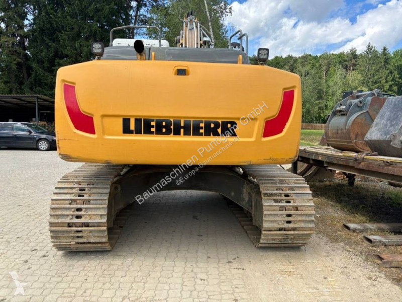 Escavadora Liebherr