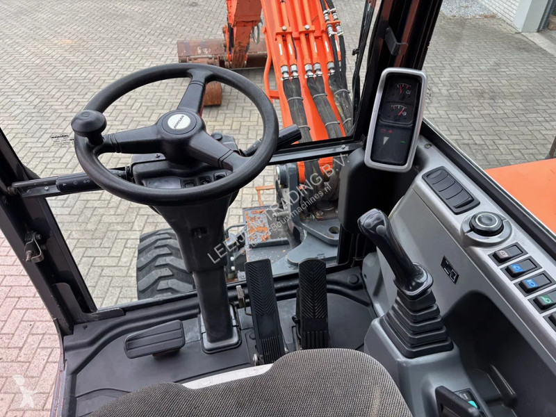 Excavator Doosan K wheeled excavator, 2015...