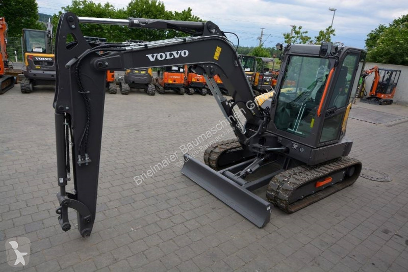 Escavadora Volvo F