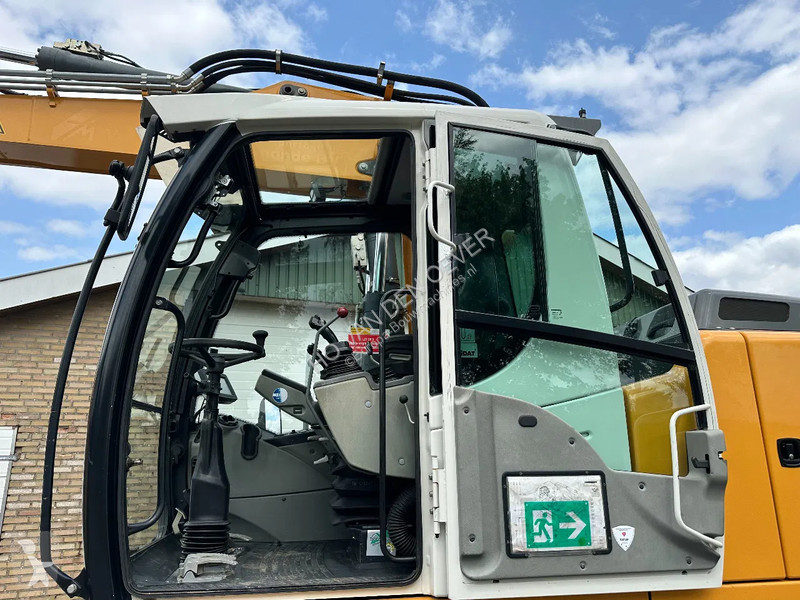 Excavator Liebherr A