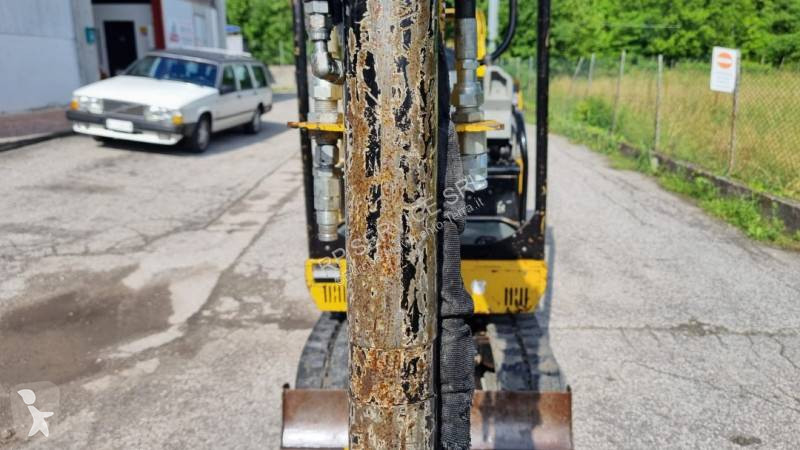 Escavatore Caterpillar
