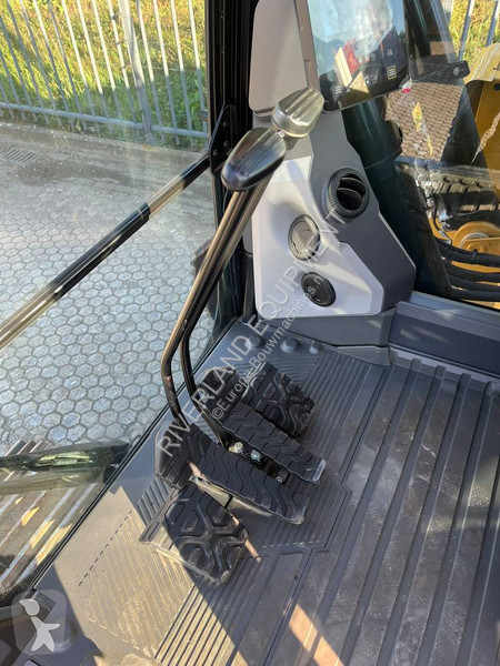 Graafmachine Caterpillar 317 NG with 210 hours