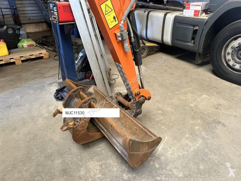 Excavator Hitachi ZAXIS ZX19-6 CR 1.9T - 1349H...