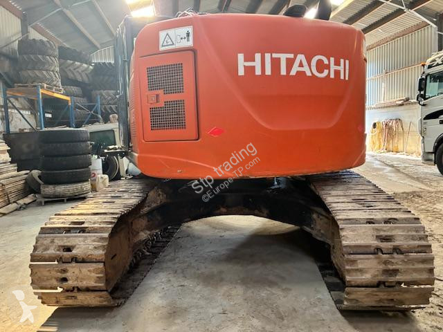جرافة Hitachi 225USLC-5B