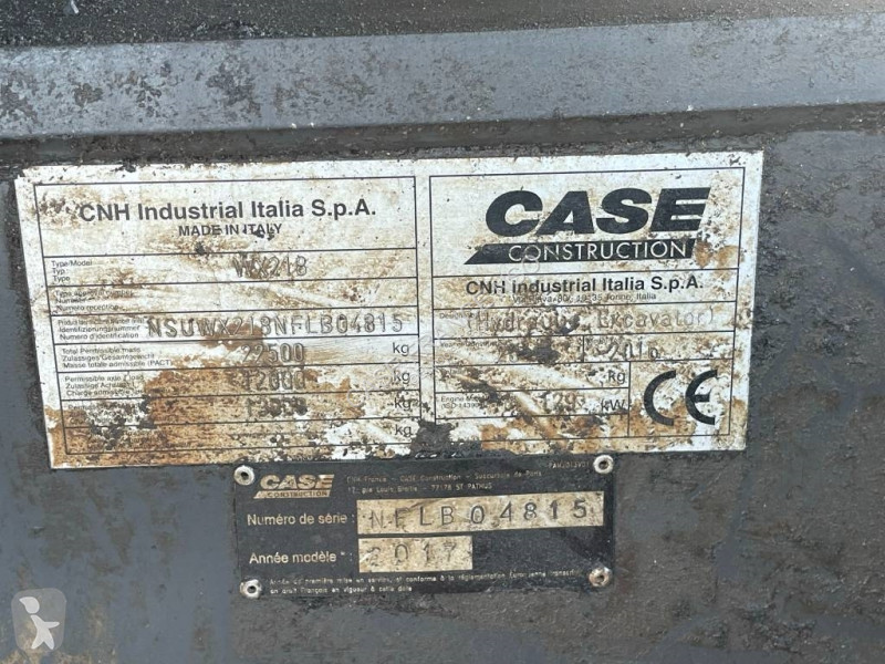 Excavadora Case WX218