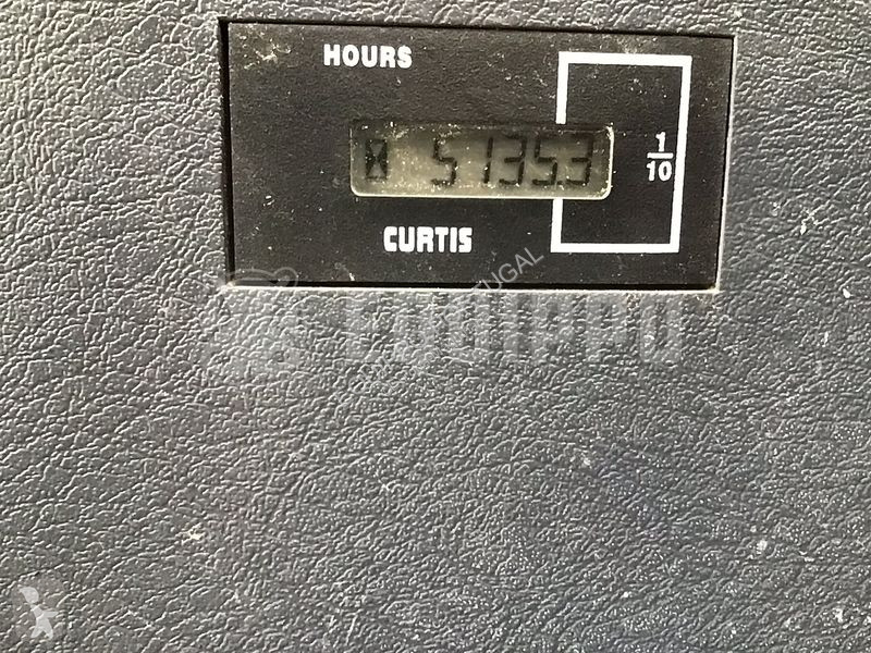 Escavadora Hyundai R140W-9