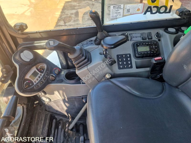 جرافة Bobcat 5T