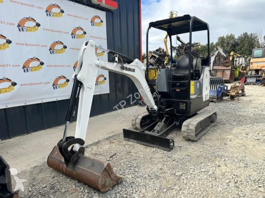Lopatový nakládač Bobcat e17 à 13 900 € ht