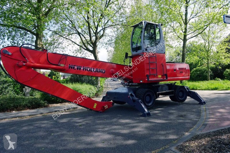 جرافة New Holland MH 6.6 With Generator For Magnet