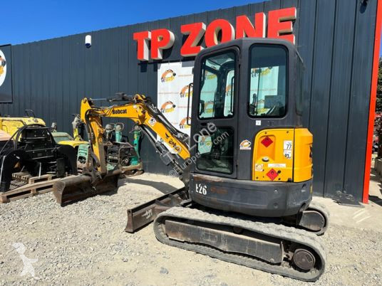 Escavadora Bobcat e26 cabine à 20500 € ht