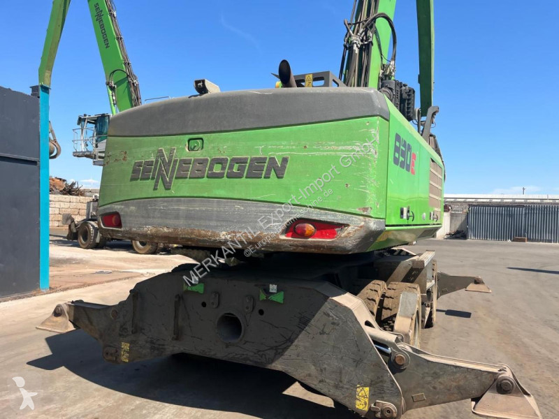 Excavator   Sennebogen 830E