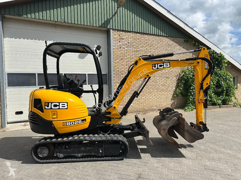 Excavator JCB 6