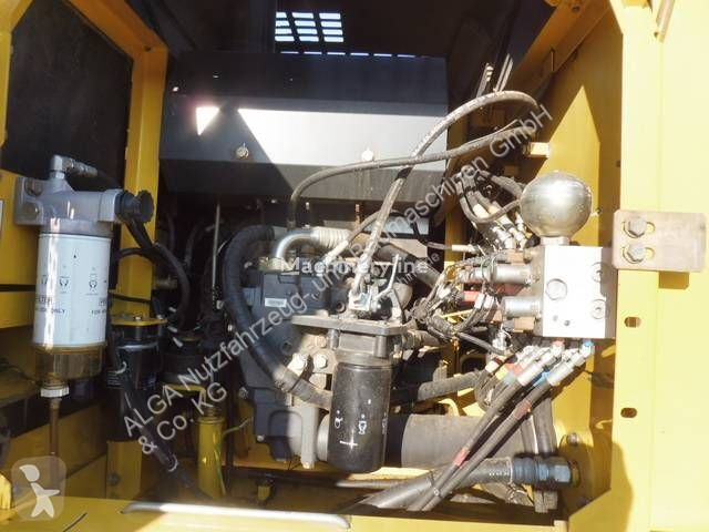 Excavator Komatsu 140-7