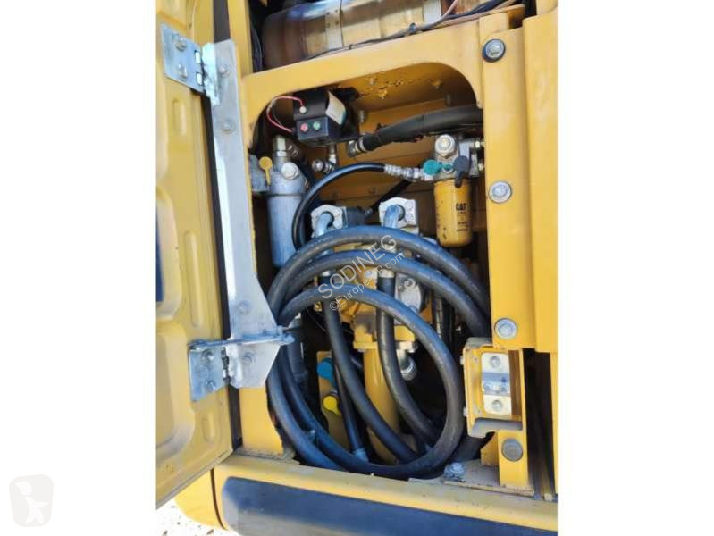 Excavator Caterpillar 320E
