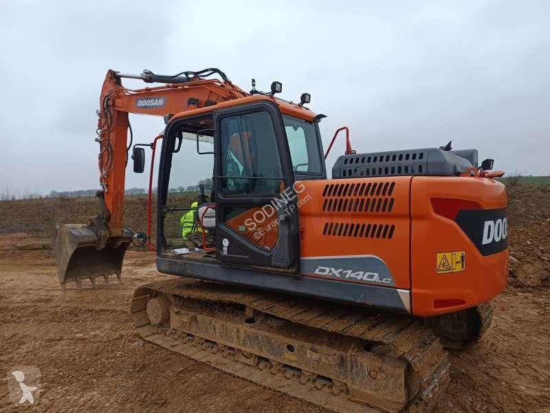 جرافة Doosan -5