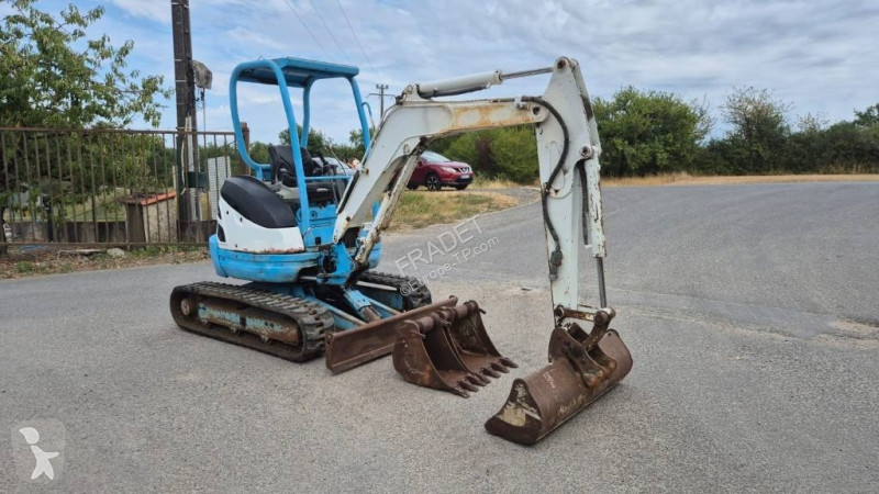 Escavadora Kubota 25-3