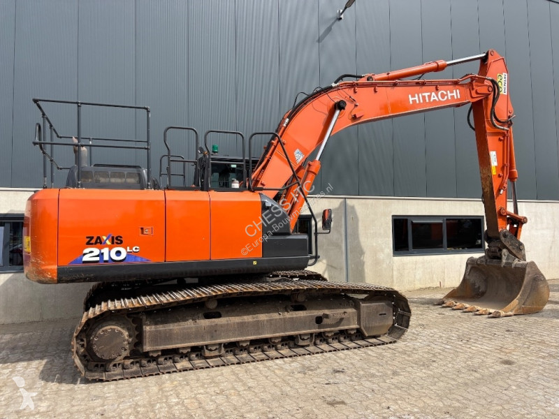Excavadora Hitachi ZX 210 LC-6 -