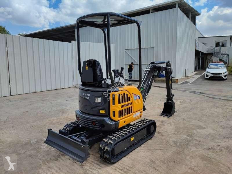 Escavadora Kato  VXE HD 17