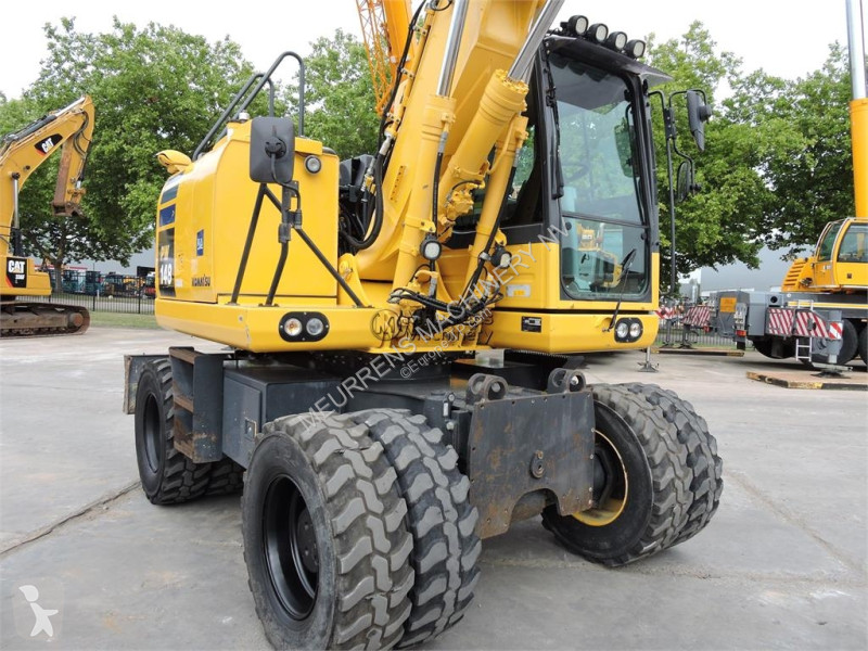 Graafmachine Komatsu PW148