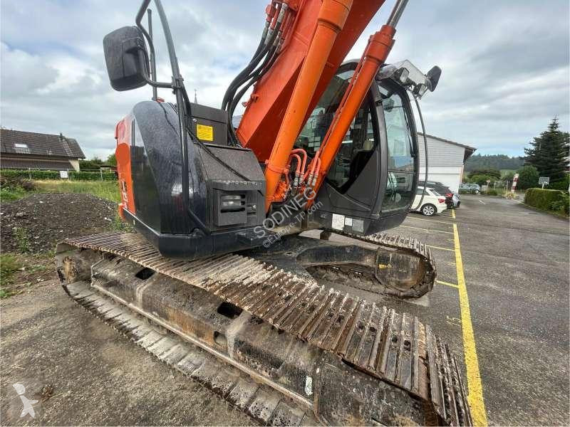 Escavadora Hitachi ZX225USLC-3