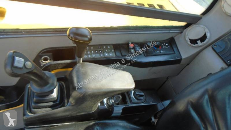 Lopatový nakládač Volvo ECR88D