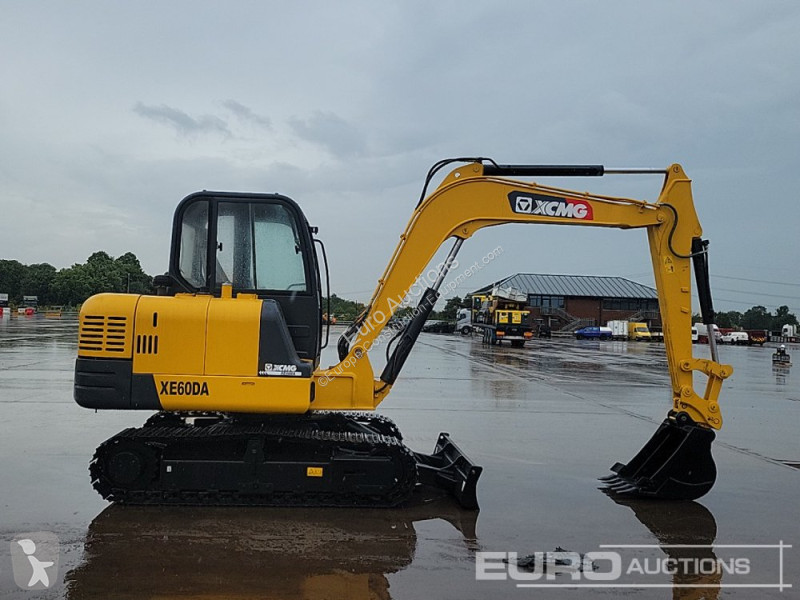 Escavatore XCMG